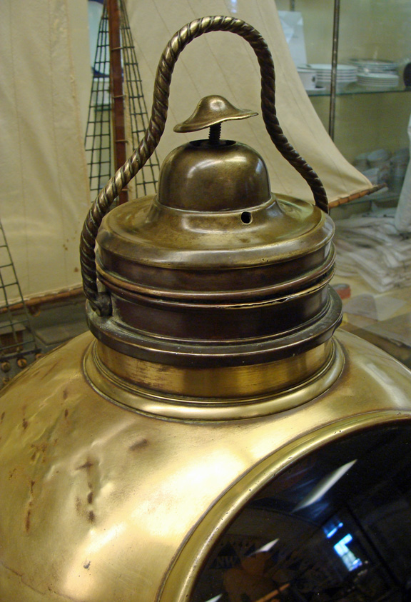 Binnacle with compass Lord Kelvin